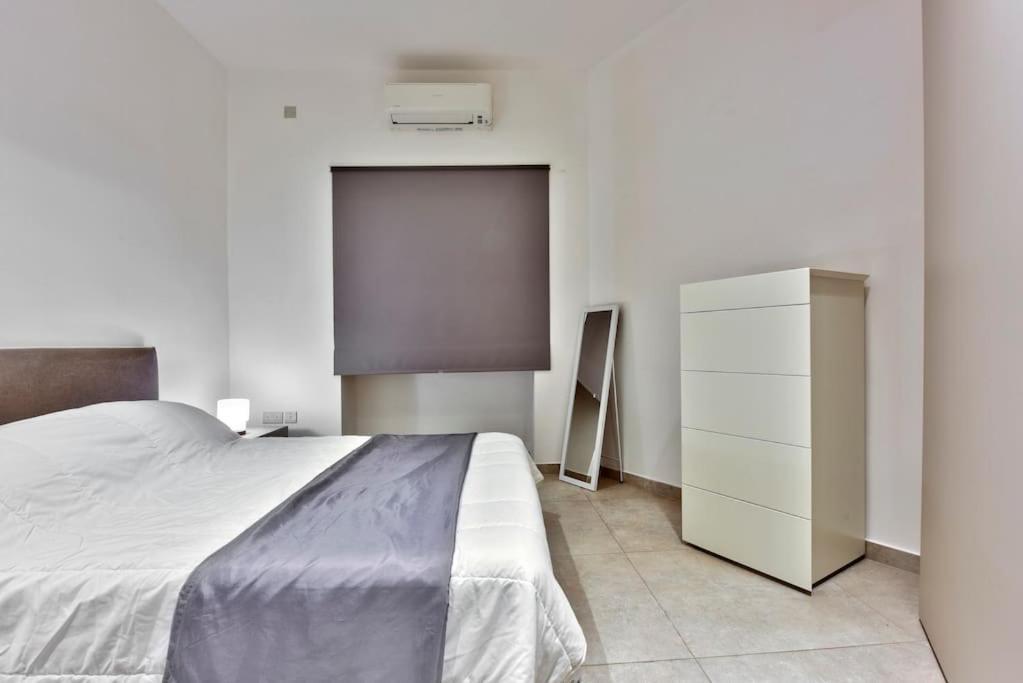 Modern 3 Bed & 2 Bth Apt Sliema Exterior foto